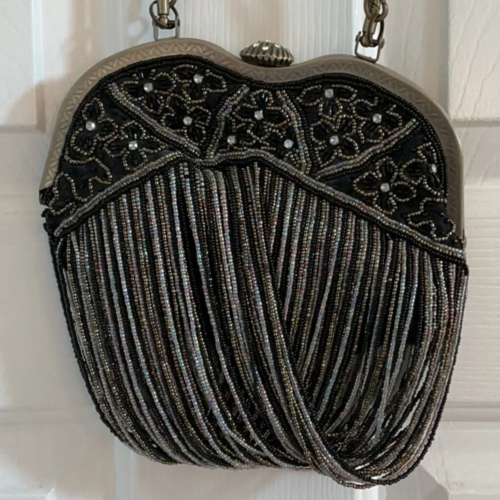 Vintage-Inspired Black Beaded Fringe Evening Bag